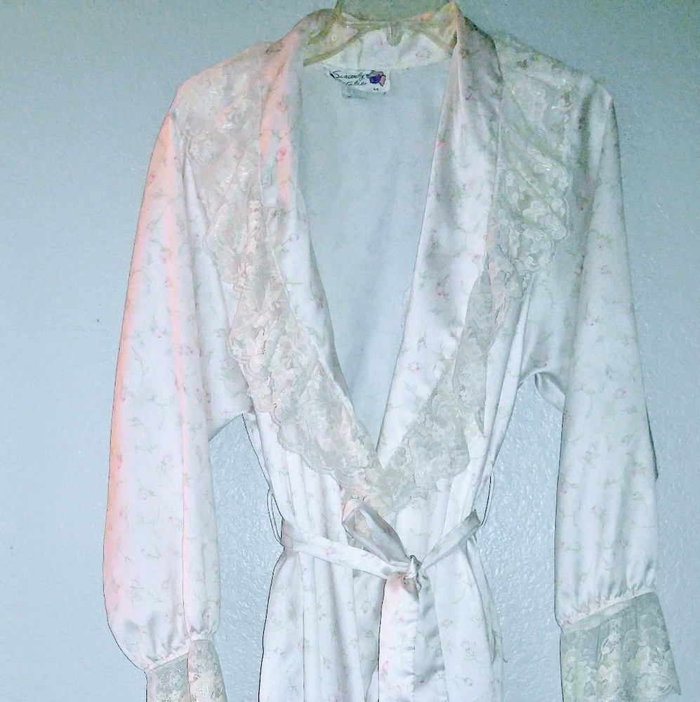 Vintage floral and Lace nightgown